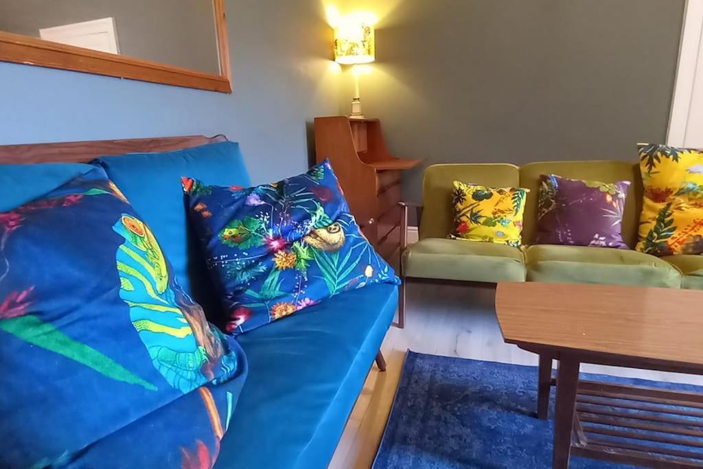 Peaceful Home From Home - Spacious 3 Bedroom House Accommodating 7 - Ideal For Families And Workers 게이츠헤드 외부 사진